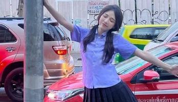 www.17网站的热搜榜居然成了我的日常八卦指南
