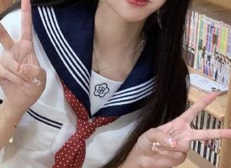 看到别人免费狂欢，我也忍不住在17吃瓜网上窜来窜去，哈哈～