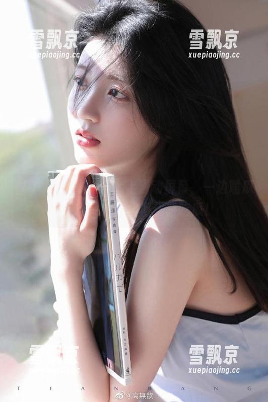 一边在ios上滑动屏幕，一边嗑瓜，51cg教你如何优雅吃瓜！