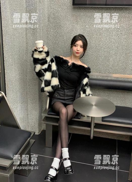 我不是机器人，但51爆料网的更新让我想放假去瓜田里散心！