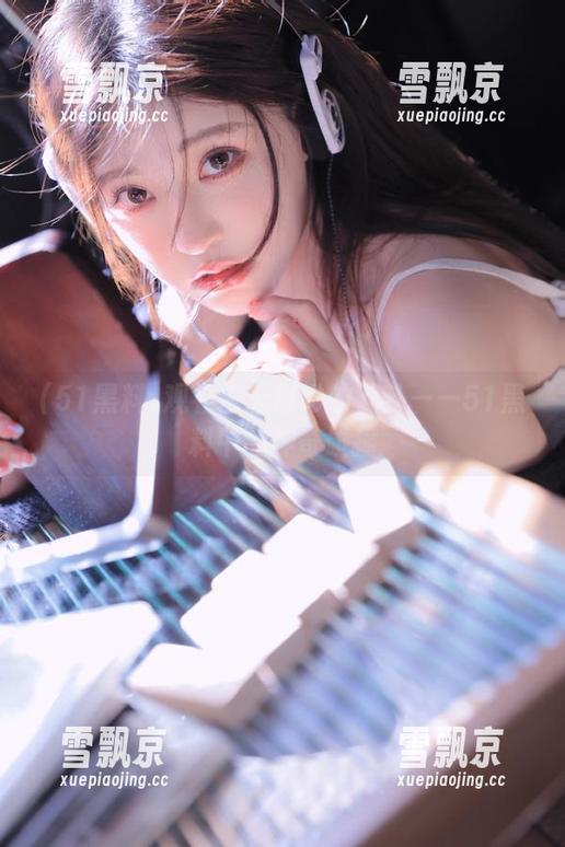 观看虚无缥缈的八卦——51黑料中的神奇碰撞