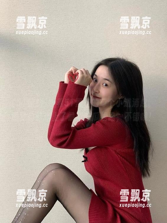 听着51黑料的每个小道消息，感觉自己跟上了最新吃瓜线路，不错哦！