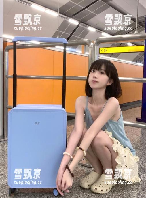 91吃瓜中心 加入91吃瓜中心,在线潜水,搞定你的瓜欲体验!