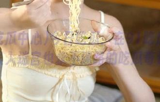 今日吃瓜：在91吃瓜中心，误入迷宫也永不迷路的吃瓜奇遇。