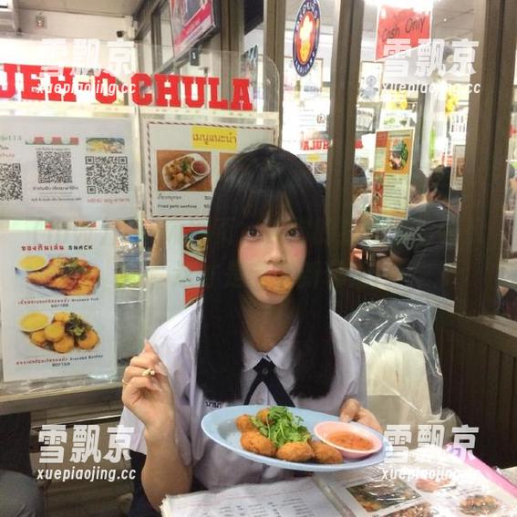 hlw 用hlw网页,连你的猫都开始吃瓜了,这才是宅家新玩法!