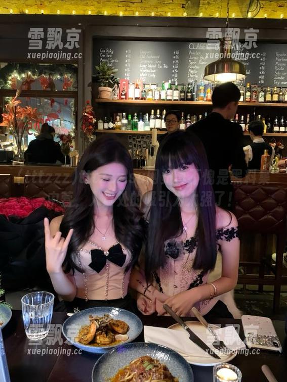 tttzzz.su网站真不愧是黑料集中营，入口处的吸引力太强了！