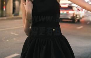 “www.黑料”下载后，你的闲话唠叨会变得更有滋味，一定要试试。