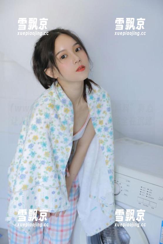 www.黑料 ios的“www.黑料”真心让人上瘾,视线都不想移开,完全在沉迷!