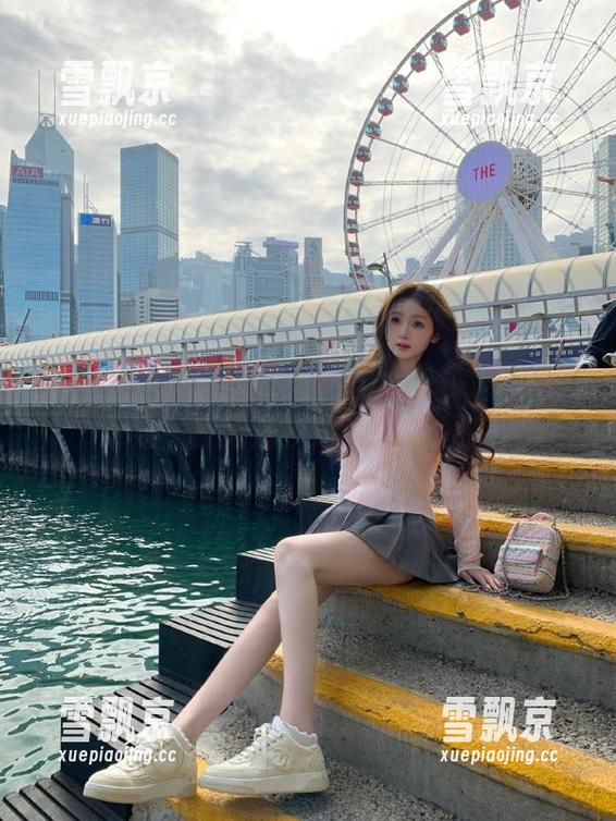 驾驶“www.黑料”网址，开始一段无法预知的八卦之旅！
