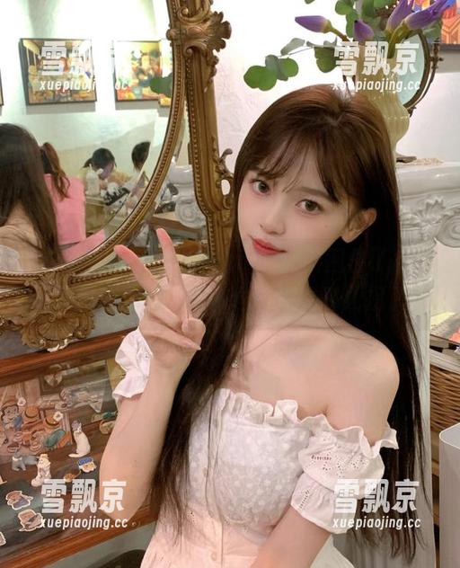zztt 被zztt88.ccm的黑料困住了,永不迷路的我,胳膊肘也不知往哪儿拐了。