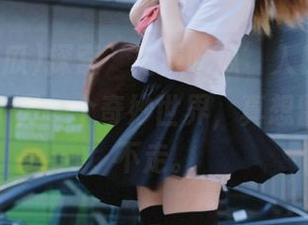 探索‘免费吃瓜’入口，仿佛穿越到了另一个奇妙世界，真想留在这里不走。