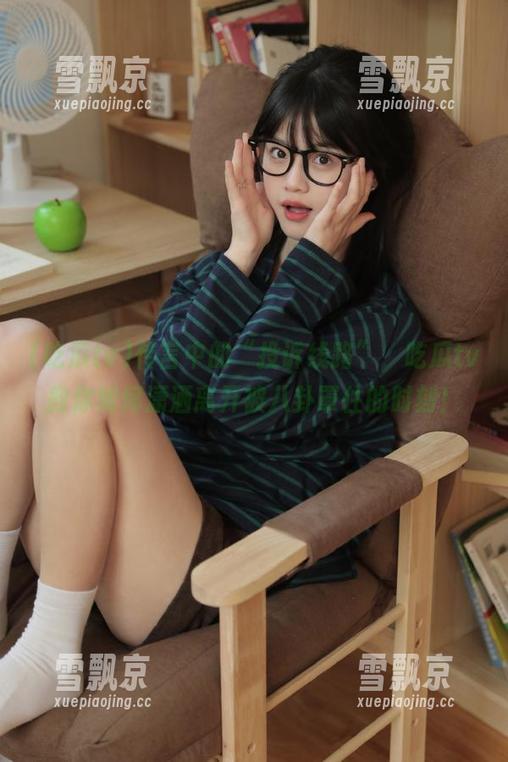 吃瓜tv 传言中的“投诉线路”,吃瓜tv教你如何潇洒离开被八卦罩住的时刻!