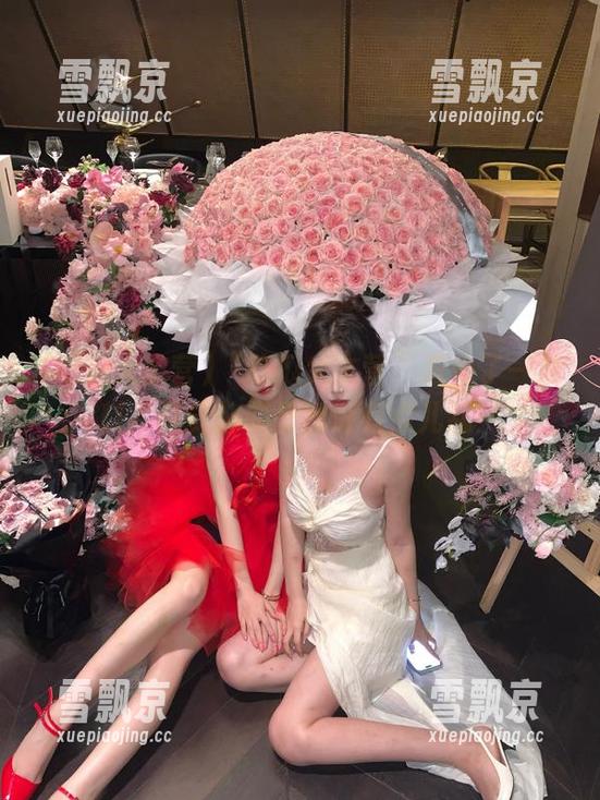 吃瓜大本营 “吃瓜大本营”发布了一堆料,感觉脑袋里渐渐有点儿乱!