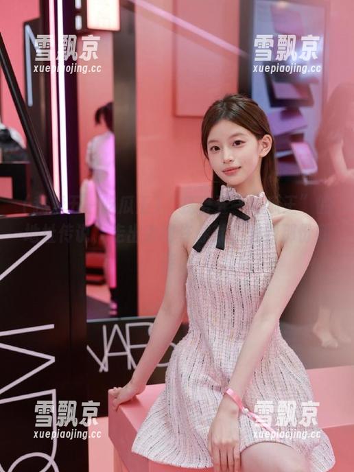 “我爱五一吃瓜王”的地址传说，走出去也许你就能触到那份期待。