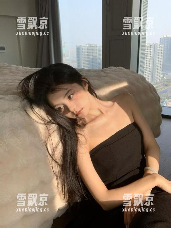 大开眼界！在“万里长征正能量黑料”网页版看视频，光这封面就让我瞠目结舌。
