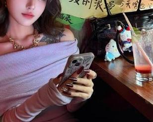 让我打开黑料吃瓜网app，免费带你领略瓜田里的秘辛！
