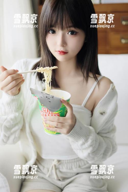 黑料社app分享，告别无聊时光，顺便提升八卦修养。