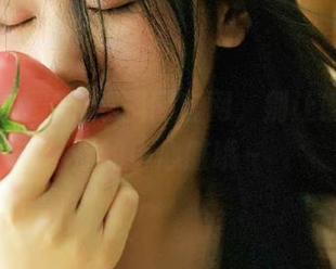 最新!黑料网官网，别让谣言追上你的小心脏哦～