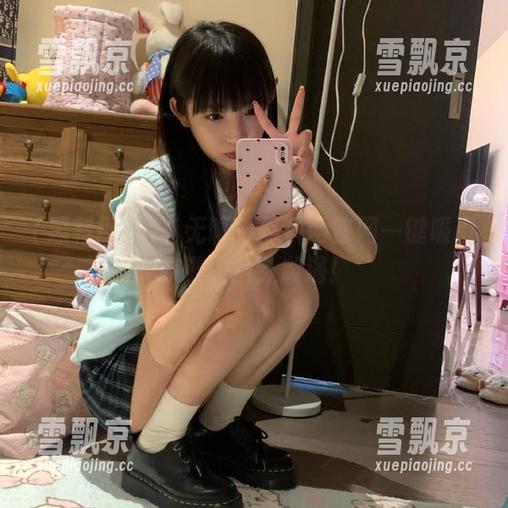 闲着无聊？黑料网官网一键吸引你进入八卦漩涡！